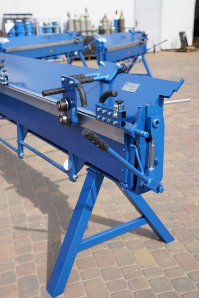 AbkantbankMaschinenfrSpenglerMaschinenfrSpenglerBlechbearbeitungsmaschinenBlechbiegemaschineRundbiegemaschineWulstmaschinefrBlechSchereHerstellerAbkantbnkekopia x