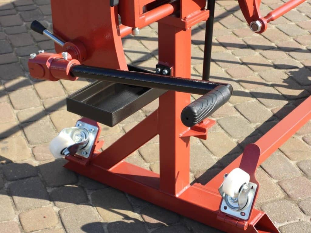 frBlechSchereSchwenkbiegemaschineWalzenrundmaschineSchwenkbiegemaschineBlechmaschinenWulstmaschineWalzenrundmaschineGlattwalzmaschineHandfalzmaschinewww.abkantbank.deAbkantb x