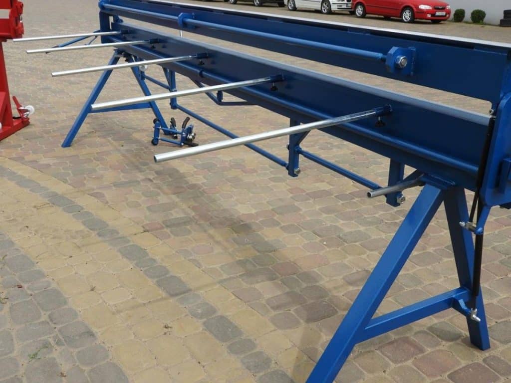 zgr    x